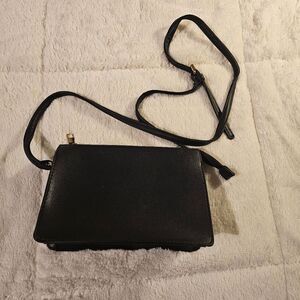 Stylish Black Croasbody Shoulder Bag.